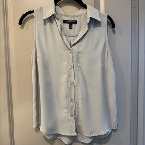 Banana Republic Women's Sleeveless Button-Front Blouse — grey